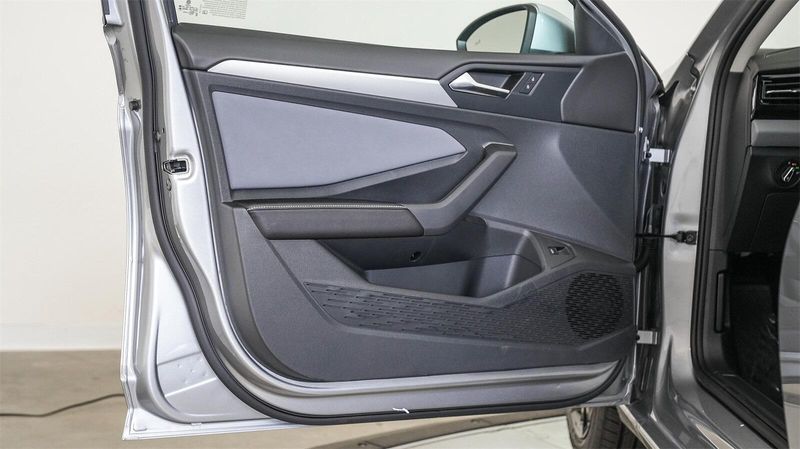 New 2025 Volkswagen Jetta 1.5T SEImage 21