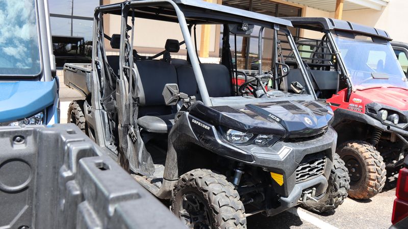 2022 Can-Am SSV DEFENDER MAX DPS HD9 BK 22 Image 1
