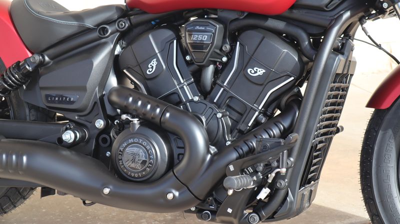 2025 Indian Motorcycle Scout BobberImage 3