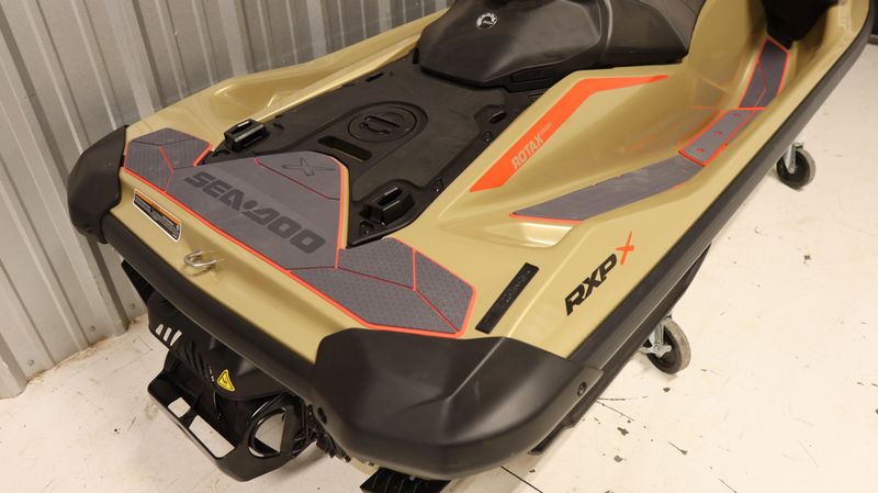 2025 SEADOO RXPX 325 WITH SOUND SYSTEM METALLIC TAN AND LAVA RED Image 3