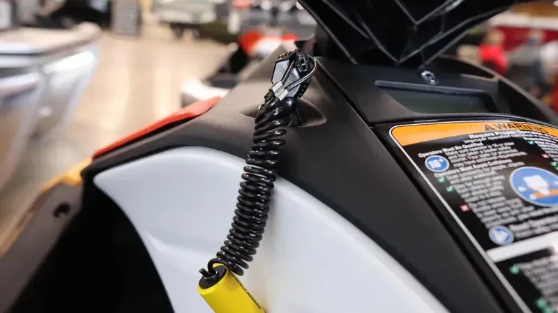 2025 SEADOO SPARK FOR 3 CONVENIENCE PACKAGE WITH SOUND SYSTEM SUNRISE ORANGE AND DRAGON RED Image 7