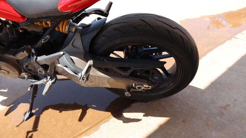 2017 Ducati MONSTER 821 Image 15
