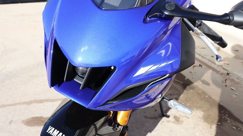 2025 Yamaha YZFR7 TEAM BLUE Image 10