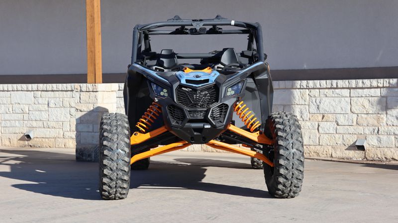 2025 Can-Am MAVERICK X3 RS TURBO SCAN BLUE AND ORANGE CRUSHImage 2