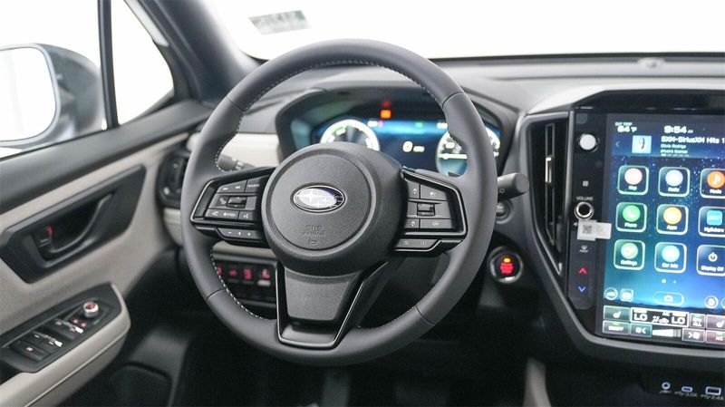 2025 Subaru Forester Hybrid PremiumImage 16