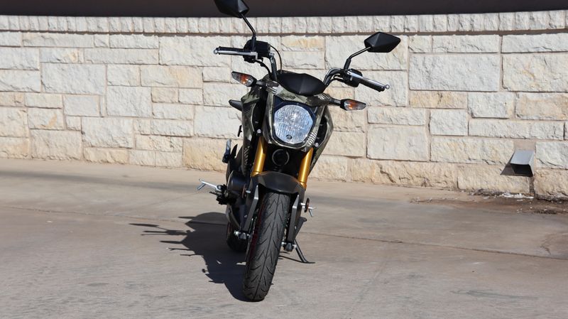 2025 Kawasaki Z125 PRO CYPHER CAMO TAN Image 3