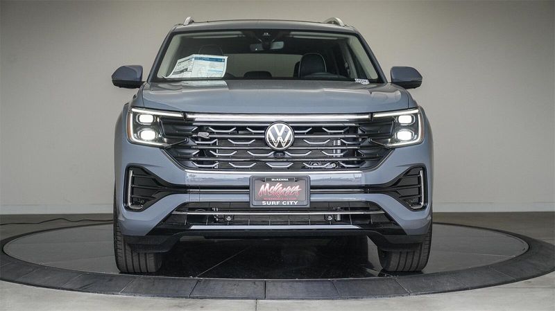 New 2025 Volkswagen Atlas 2.0T SEL Premium R-LineImage 6