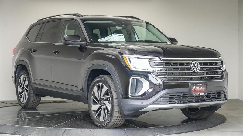 New 2025 Volkswagen Atlas 2.0T SE w/TechnologyImage 5