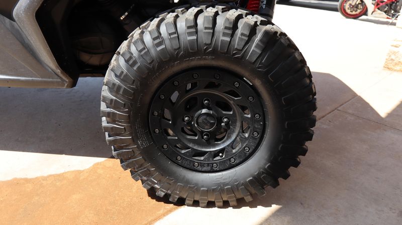 2024 Can-Am SSV COM MAX XTP 64 1000R TN 24 XT 1000R Image 12
