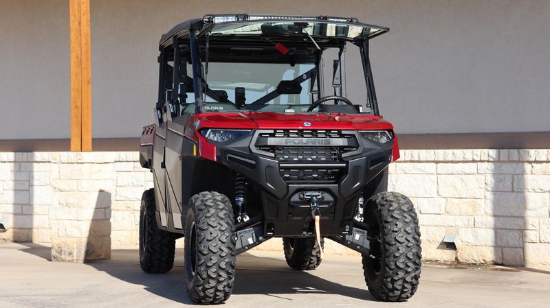 2025 Polaris RANGER CREW XP 1000 PREMIUM SUNSET REDImage 3