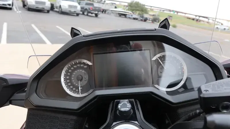 NEW 2025 HONDA GOLD WING TOUR DCT 50TH ANNIVERSARY Image 14