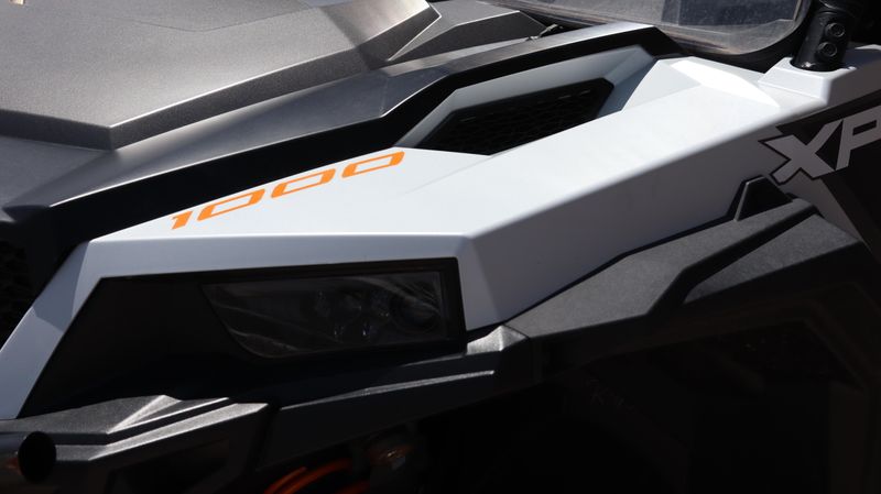 2022 Polaris GENERAL XP 1000 DELUXE Image 4