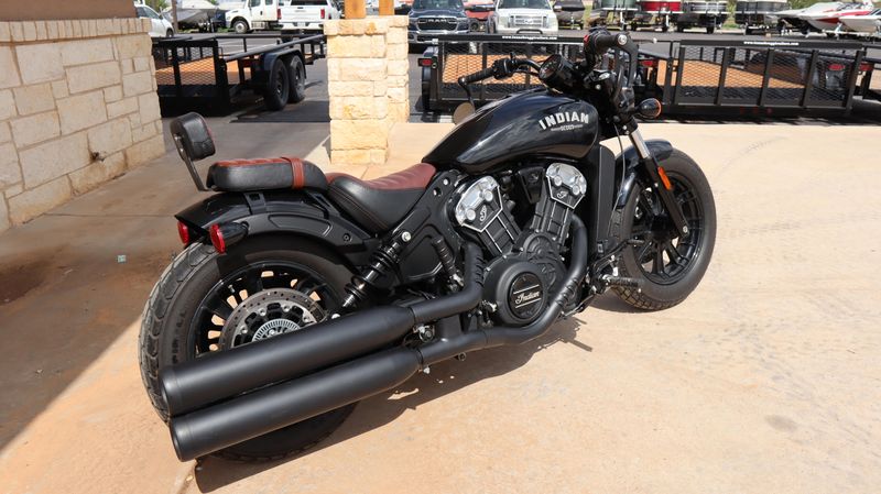 2021 Indian Motorcycle SCOUT BOBBER ABS THUNDER BLACK 49ST Bobber Image 3