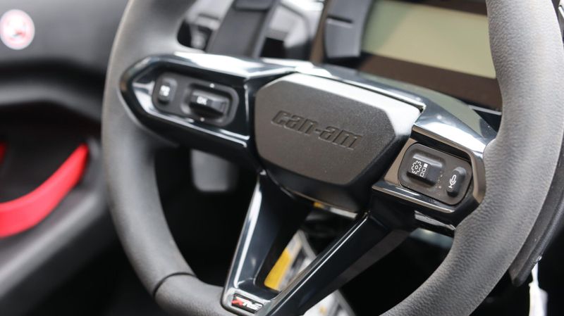 NEW 2026 CAN-AM MAVERICK R MAX X WITH SMARTSHOX 999T DCT Image 11