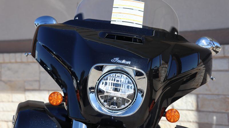 NEW 2025 INDIAN MOTORCYCLE ROADMASTER DARK HORSE NARA BRONZE SMOKE Image 25