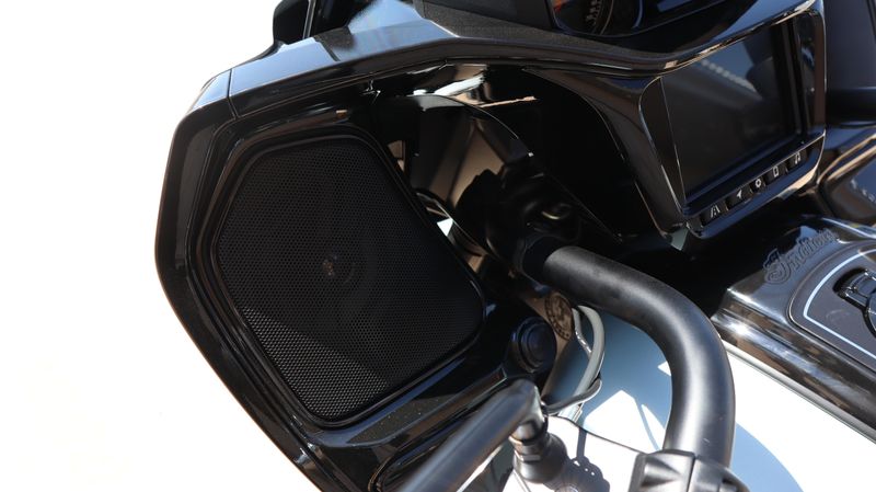 New 2025 Indian Motorcycle CHALLENGER DARK HORSE WTIH 112CR  RIDER ASSIST PACKAGE  POWERBAND AUDIO Image 22