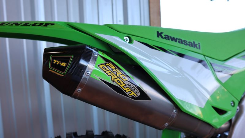 2025 Kawasaki KX450SR LIME GREENImage 13