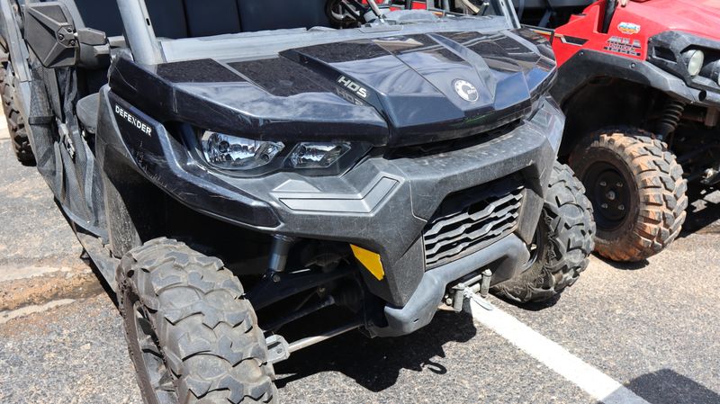 2022 Can-Am SSV DEFENDER MAX DPS HD9 BK 22 Image 4