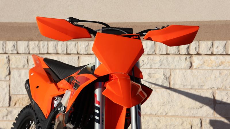 2025 KTM 300 XC ORANGEImage 4