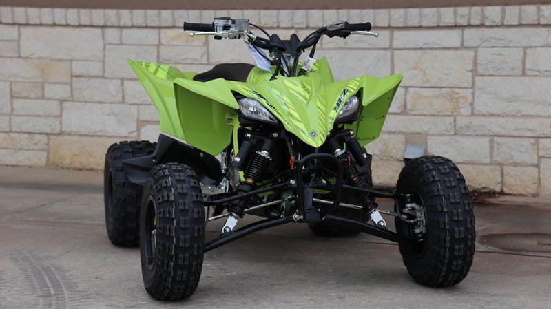 2025 YAMAHA YFZ450R SE ACID GREEN in a ACID GREEN exterior color. Family PowerSports (877) 886-1997 familypowersports.com 