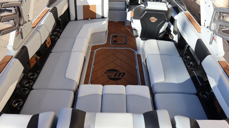 2025 MALIBU WAKESETTER 23 LSV Image 51