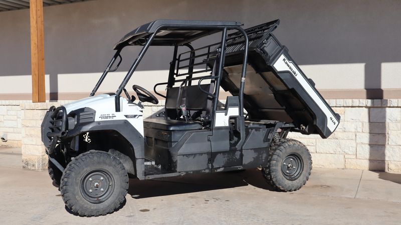 2023 KAWASAKI Mule PROFX EPS in a WHITE exterior color. Family PowerSports (877) 886-1997 familypowersports.com 