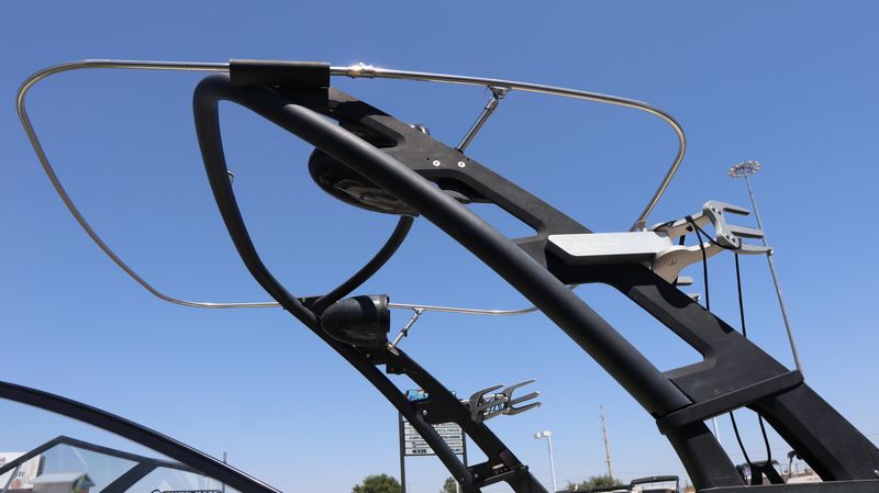Used 2015 MALIBU 22 VLX WAKESETTER Image 17