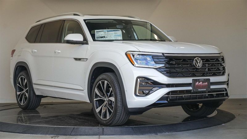 New 2025 Volkswagen Atlas 2.0T SEL Premium R-LineImage 5