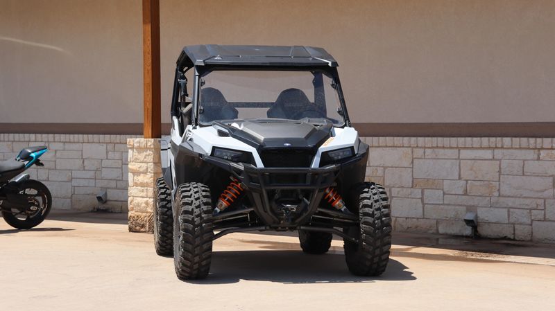 2022 Polaris GENERAL XP 1000 DELUXE Image 3