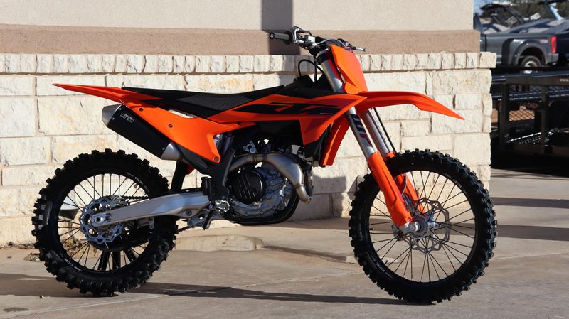 2025 KTM 450 SXF ORANGEImage 2