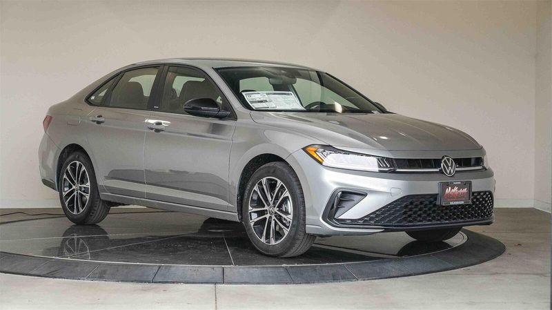 New 2025 Volkswagen Jetta 1.5T SportImage 5