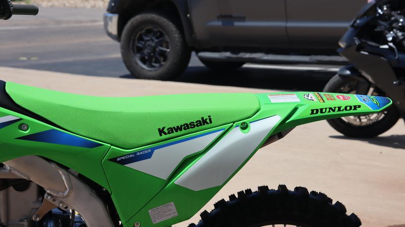 2025 Kawasaki KX450SR LIME GREEN Image 7