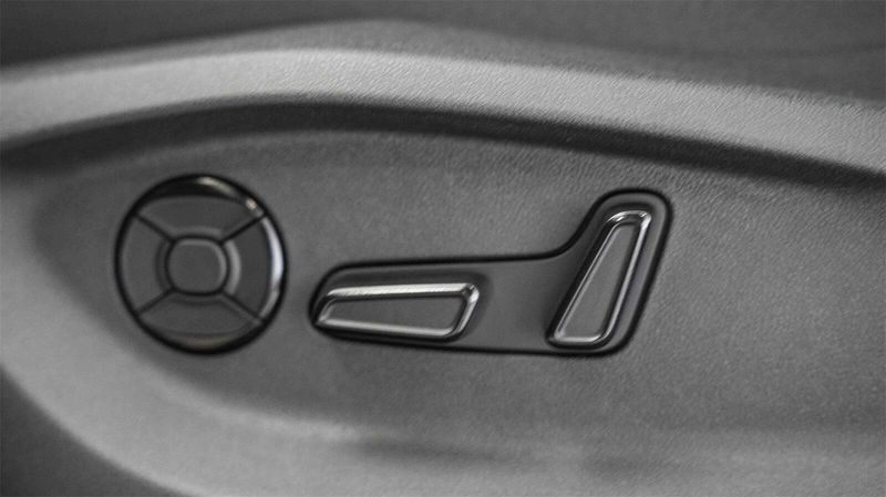 New 2025 Volkswagen Tiguan 2.0T SEImage 21