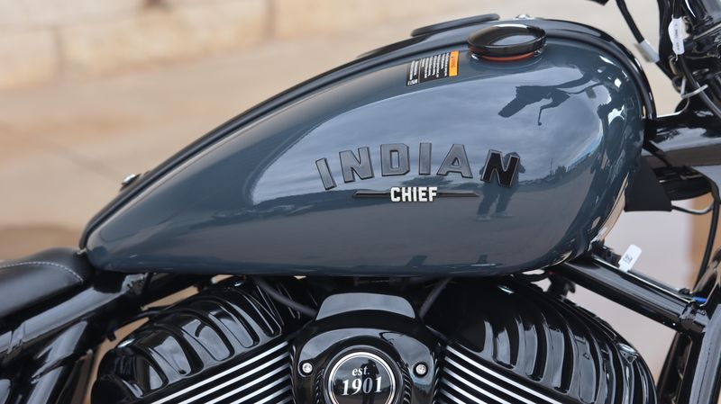 2025 Indian Motorcycle CHIEF DARK HORSE  BLUE DUSK Image 16
