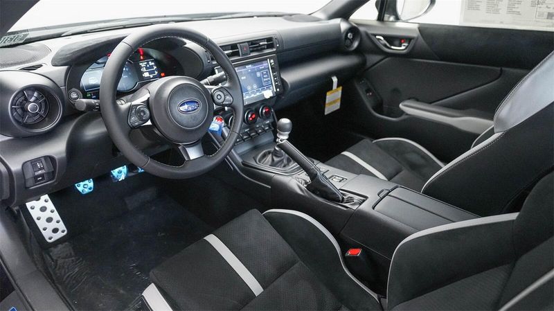2025 Subaru BRZ Image 16
