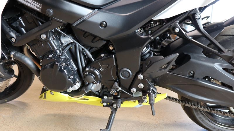 2023 Suzuki GSX750 Image 12