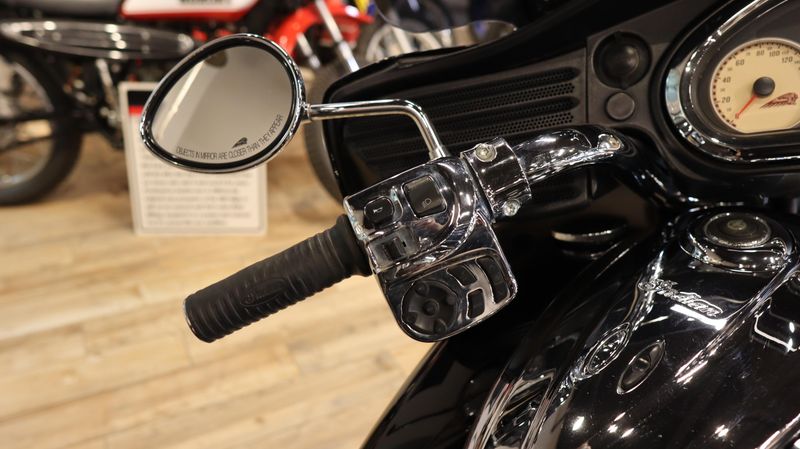 2016 Indian Motorcycle CHIEFTAIN BLACK 49S Base Image 20