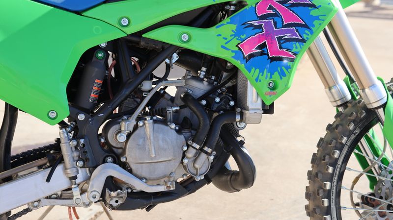 2022 KAWASAKI KX 112 in a GREEN exterior color. Family PowerSports (877) 886-1997 familypowersports.com 