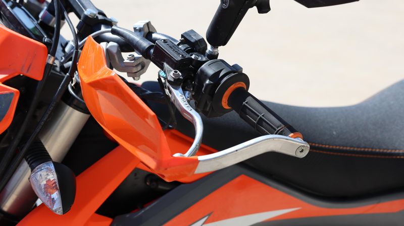 2022 KTM 690 ENDURO RImage 10