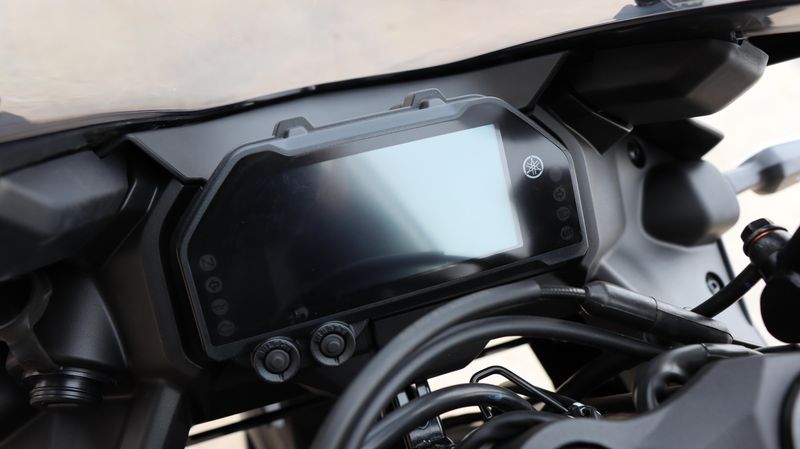 NEW 2026 YAMAHA YZFR3 ABS Image 14