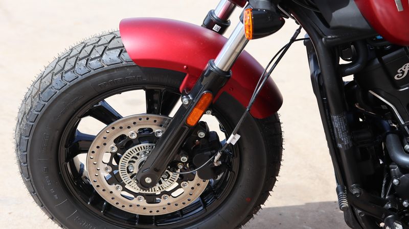 2025 Indian Motorcycle SCOUT BOBBER LIMITED SUNSET RED SMOKE Image 10