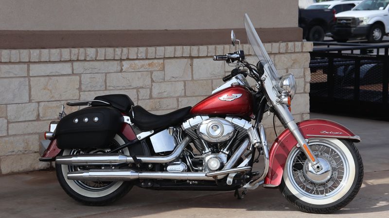 2009 HARLEY Softail Deluxe Image 2
