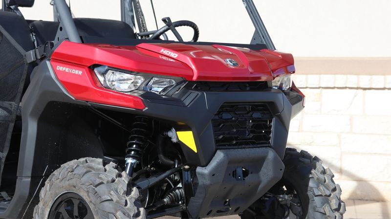 2025 Can-Am DEFENDER MAX DPS HD10 FIERY REDImage 11