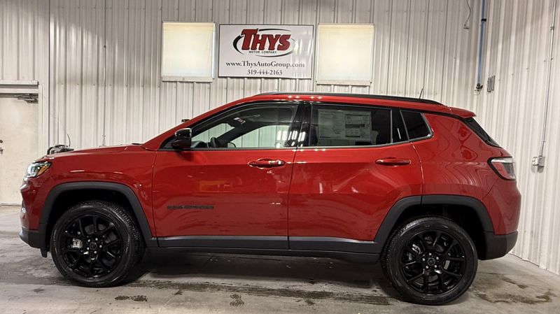 New 2026 Jeep Compass Latitude Altitude 4x4Image 14
