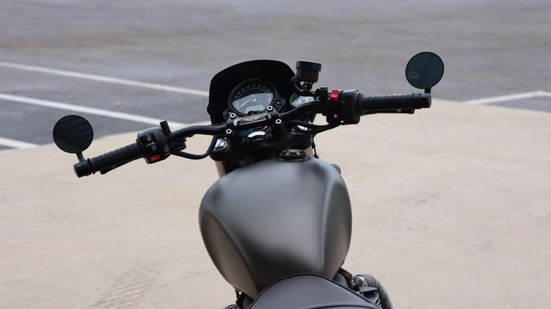 2020 Triumph STREET TWIN 900 Image 4