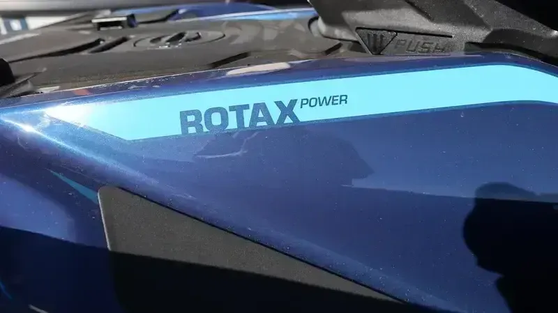 2025 SEADOO GTX 170 WITH SOUND SYSTEM IDF BLUE ABYSS AND GULFSTREAM BLUE Image 8
