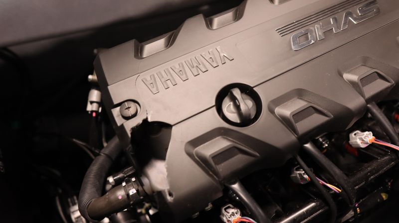 2025 Yamaha FX CRUISER SVHO WITH AUDIO WHITE Image 15