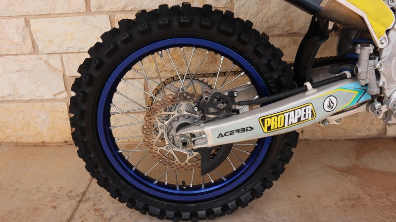 2022 Yamaha YZ450F Image 15
