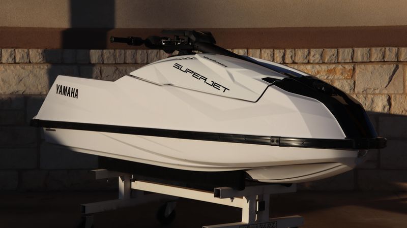 2025 YAMAHA SUPERJET WHITE  in a WHITE exterior color. Family PowerSports (877) 886-1997 familypowersports.com 