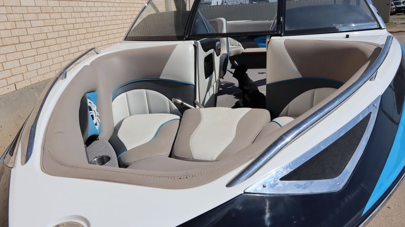 2008 MALIBU 23 LSV Image 5